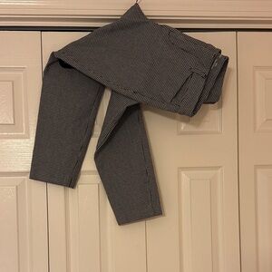 Old Navy Black and White Checkered Ankle Pants